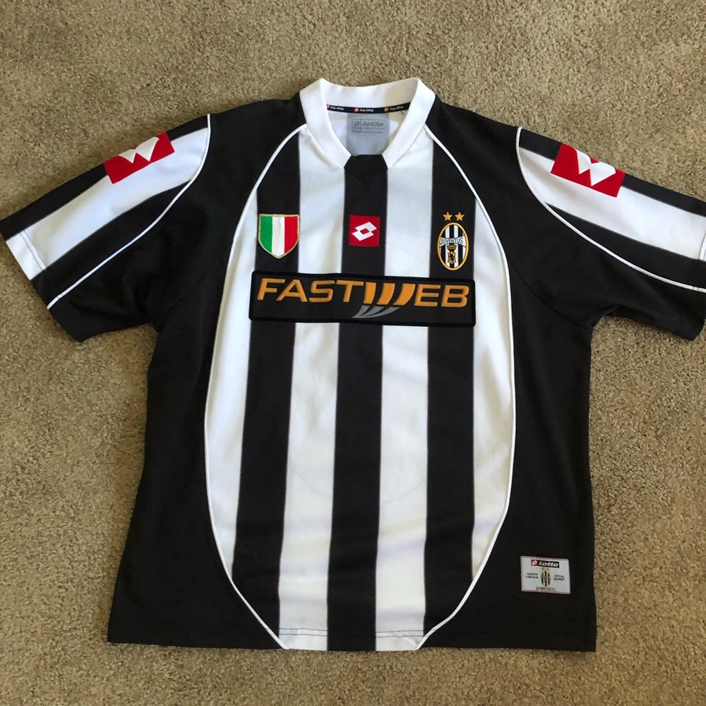 2002 Juventus Home jersey